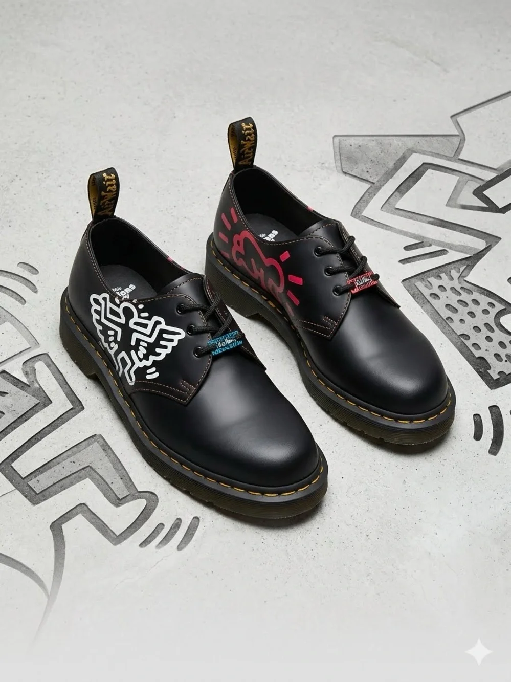 Dr. Martens Black Leather Derby Shoes with Pink & White Graphic mens 9
